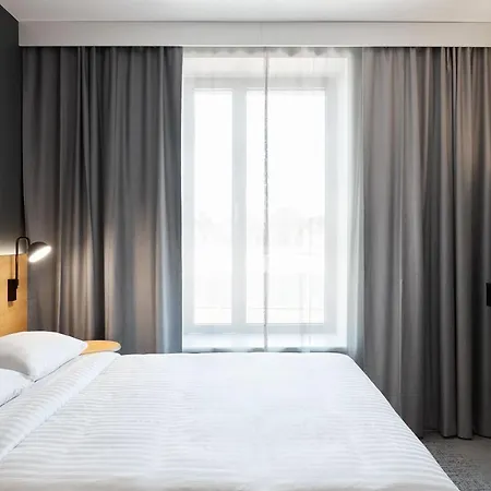 Szálloda Moxy Bristol