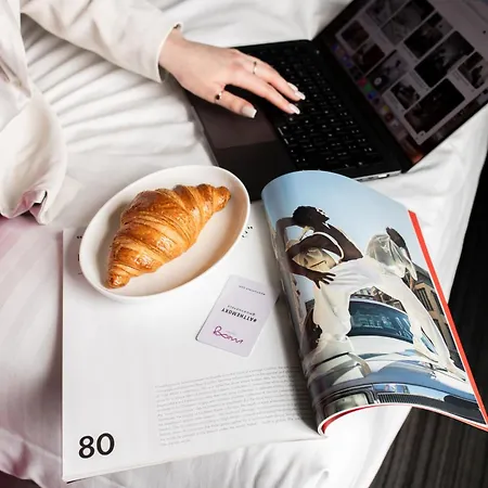 Hotel Moxy 3*