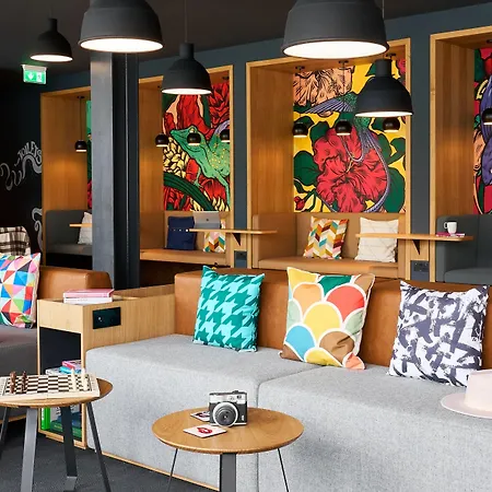 Hotell Moxy Bristol