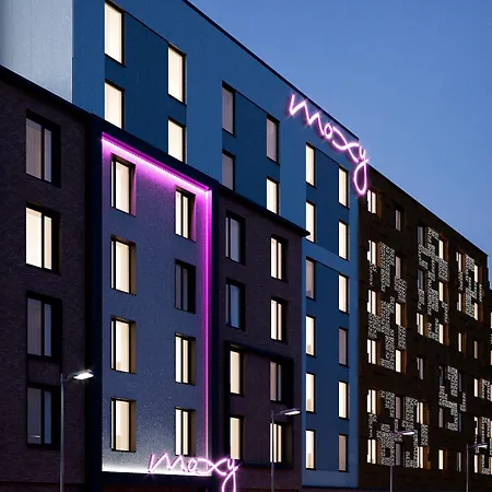Hotell Moxy 4*