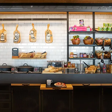 Moxy Bristol