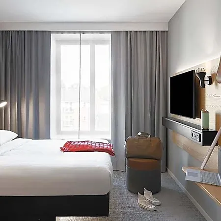 Moxy 4* Bristol
