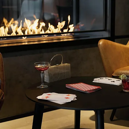 Moxy 4* Bristol