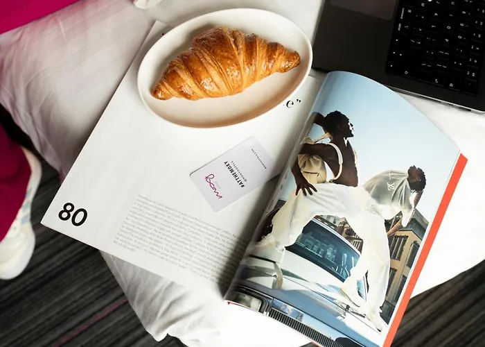 Moxy Отель Бристоль